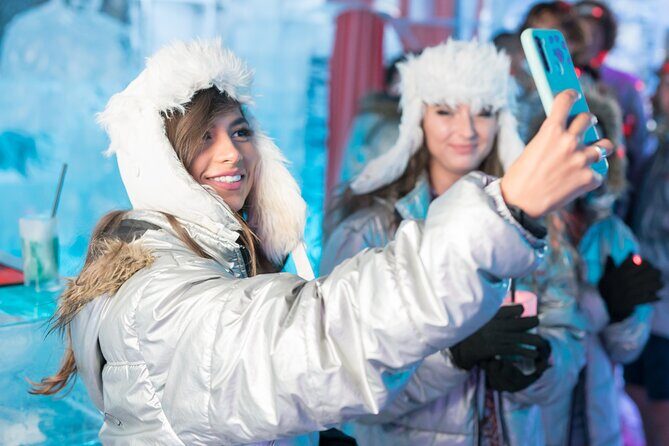 The Ice Bar Experience at Icebarcelona - The Experience in Practice: Pros and Cons