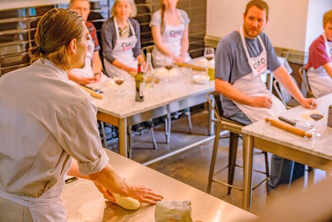 The Italian Way: Pizza and Gelato Class with Unlimited Wine - Why This Tour Works