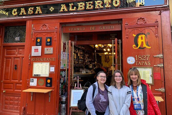 The Royal Palace & Prado Museum: A must in Madrid - Exploring Madrid’s Iconic Sights with a Local Touch