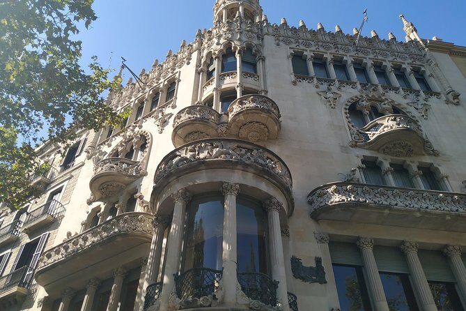 The Story of Gaudi and Modernism Private Walking Tour - The Sum Up
