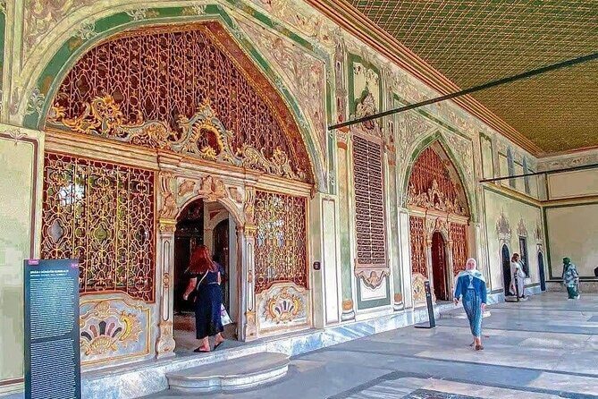 Topkapi Palace Private Guided Tour - What to Expect from the Tour: A Step-by-Step Breakdown