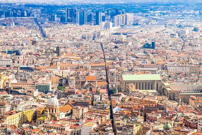 Tour of Naples and his Idol Diego Armando Maradona - Quartieri Spagnoli: The Heartbeat of Naples