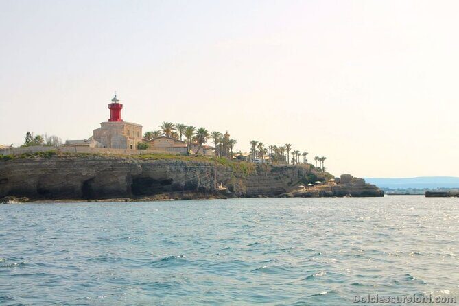 Tour of the island of Ortigia and exploration of sea caves with baths. - The Sum Up