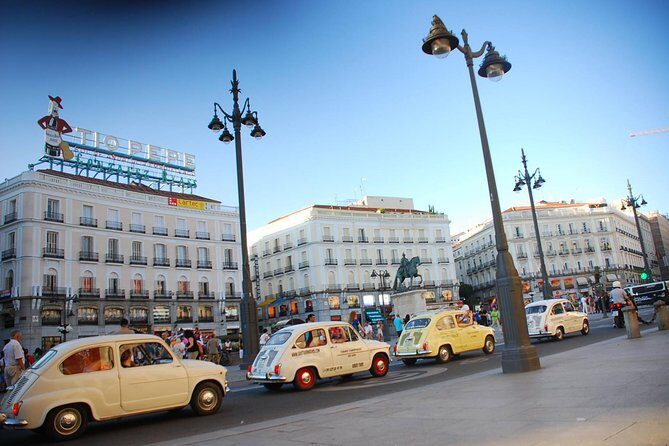 Touristic tour by classic car around Madrid - An In-Depth Look at the Classic Car Tour in Madrid