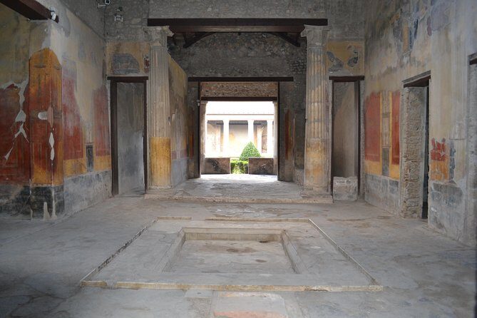 Transfer from Naples to Positano with 2 hours Private Tour in Pompeii - Pompeii: A Concise but Rich Visit