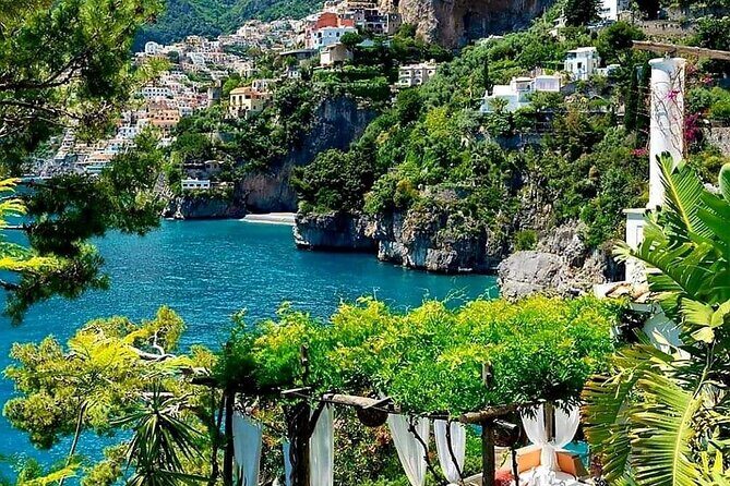 Transfer from Naples to Positano with a stop at Pompeii or Positano to Naples - The Drive: Scenic, Educational, and Personalized