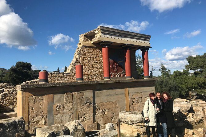 Travel Crete - Visit Knossos palace (Semi Private - Shared Tour) - The Itinerary in Detail