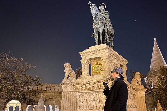 True Crime Walking Tour in the Buda Castle district - Detailed Breakdown of the Itinerary