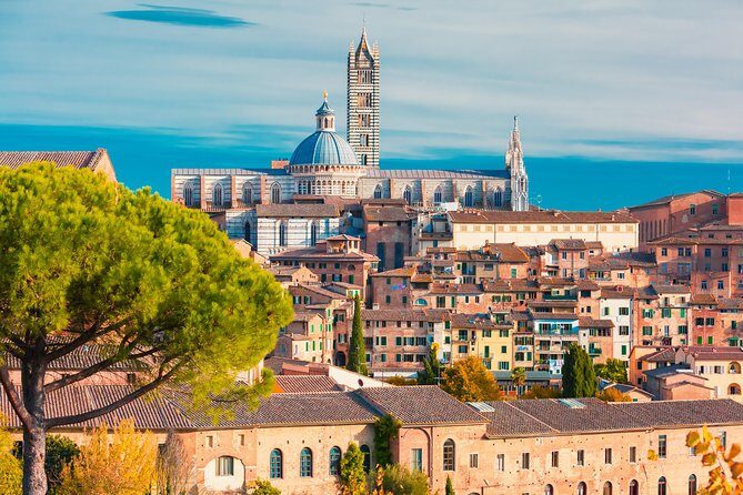 Tuscany: Day Trip to Pisa, Siena, San Gimignano, and Chianti - Transportation and Group Size