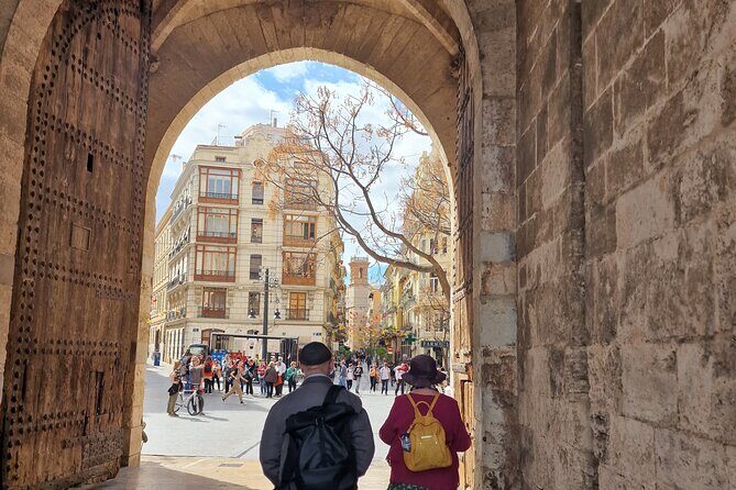 Valencia: Art & Architecture Guided Tour with Monuments Tickets - The Value of the Tour
