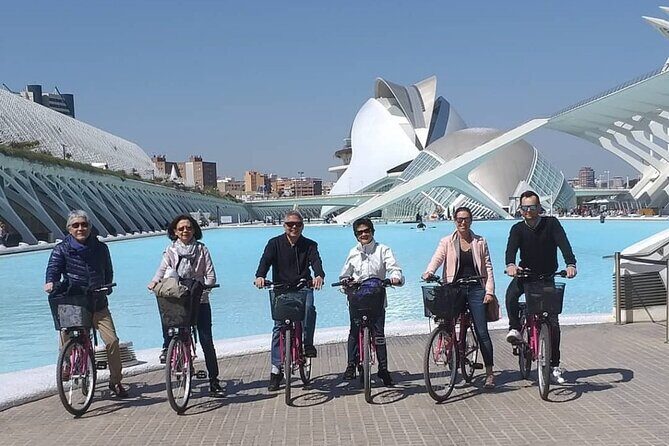 Valencia Highlights Bike Tour - The Historic Heart: Plaza de la Virgen and Valencia Cathedral