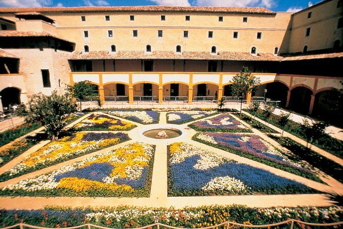 Van Gogh & Carrières de Lumières Half-Day Tour from Avignon - What’s Included and What to Expect