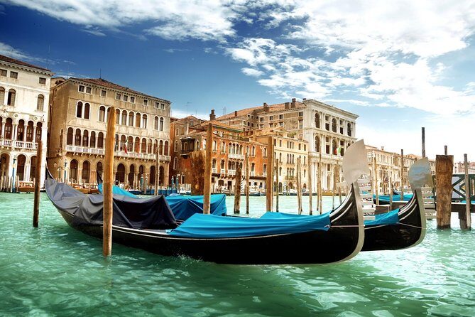 Venetian Wonders: Day Trip to Venice from Bergamo - Exploring Venice: The Guided Walking Tour