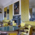 Versailles Guided Tour and Priority Access with Hotel* Pickup - Price & Value Considerations