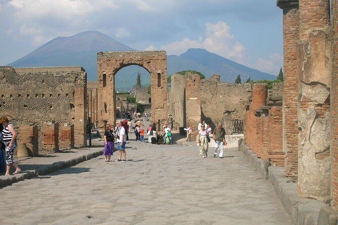 Visit in Pompeii - Pompeii Private Tour with Ada - The Itinerary: A Closer Look