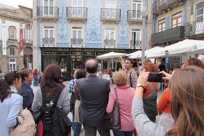 Walking Tour - History of Tiles in Porto - FAQs