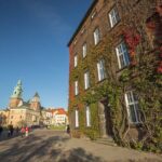 Wawel Castle, Cathedral and Rynek Underground Guided Tour in Krakow - Why This Tour Offers Great Value