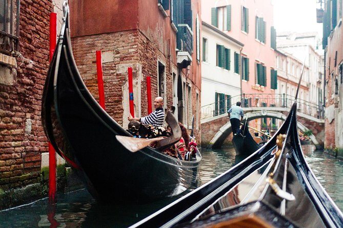 Welcome to Venice Small Group Tour: Basilica San Marco & Gondola - The Romantic Gondola Ride