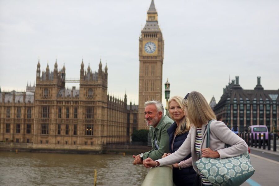 Westminster to Tower Bridge Customized Tour with a Local - Who Is This Tour Best Suited For?