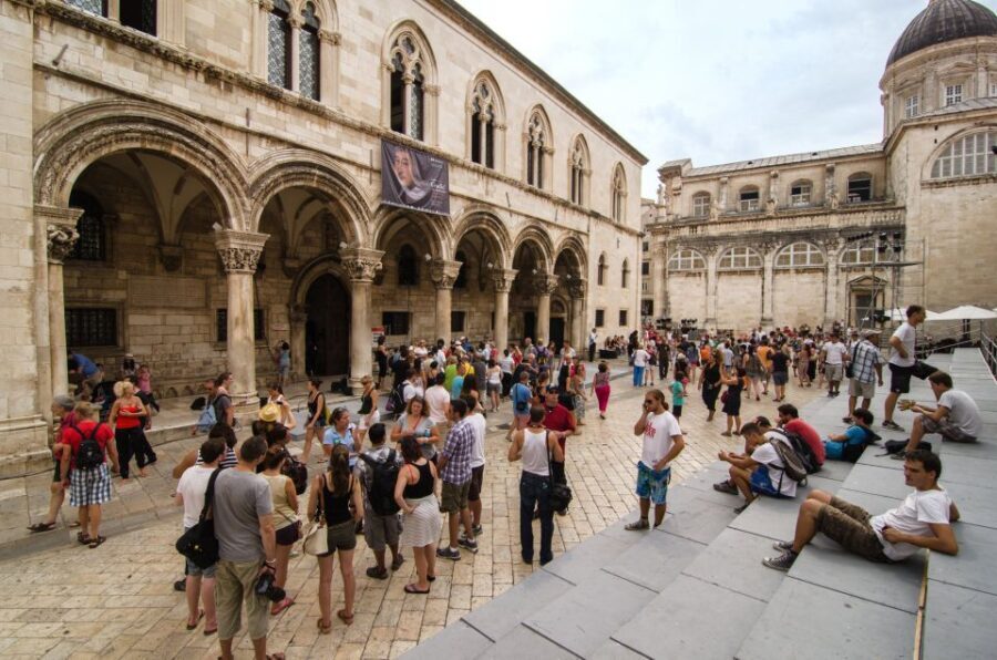 1.5-Hour Walking Tour of Dubrovnik's Old Town - Walking Through Dubrovnik’s Most Significant Landmarks