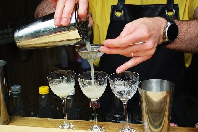 1-Hour Cocktail Masterclass Experience in Dublin - Who Will Love This Experience?