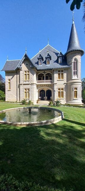 1 Hour Private Sintra Sightseeing Tour by Renault 4L - Who Should Consider This Tour?