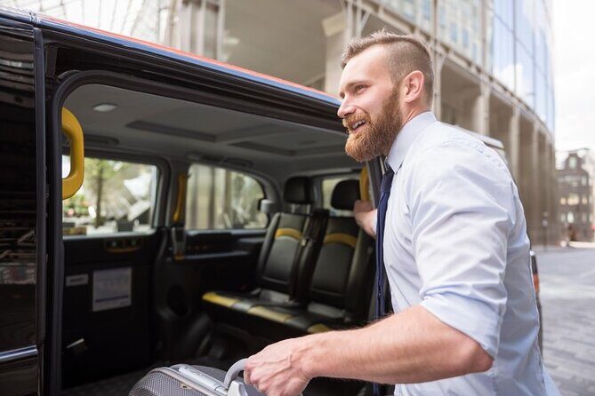 1 to 8 People Private Transfer from Dublin Airport to City Centre - Who Should Book This Service?