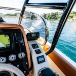 1H Luxury Cruise Como Lake Tender Yacht Invictus 9 Pax - Why Choose This Tour?