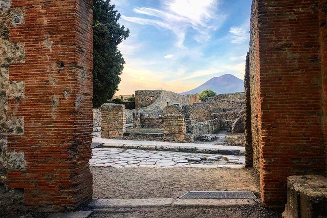 2.5-Hour Guided Tour of Pompeii with an Archaeologist - Is This Tour Worth It?