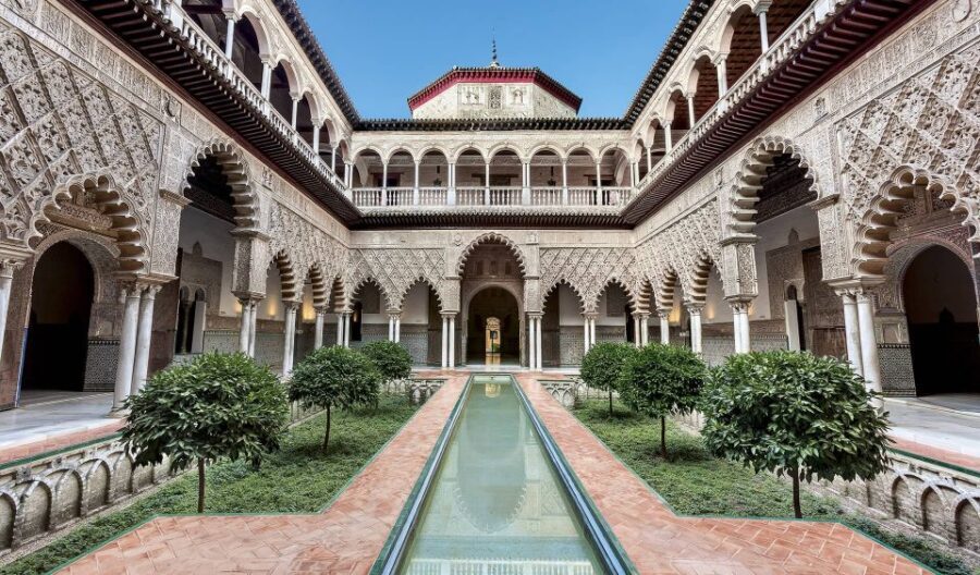 2-Hour Private Walking Tour in Alcazar of Seville - The Itinerary: What You’ll See and Learn