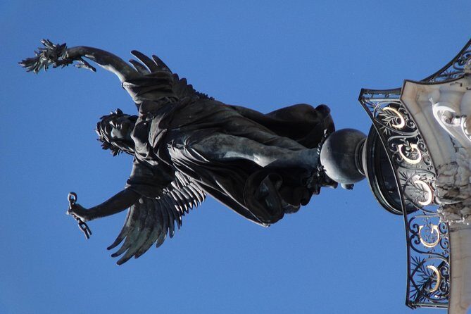 2 hours - Bordeaux Private tour with a native guide - Practical Details and Why They Matter