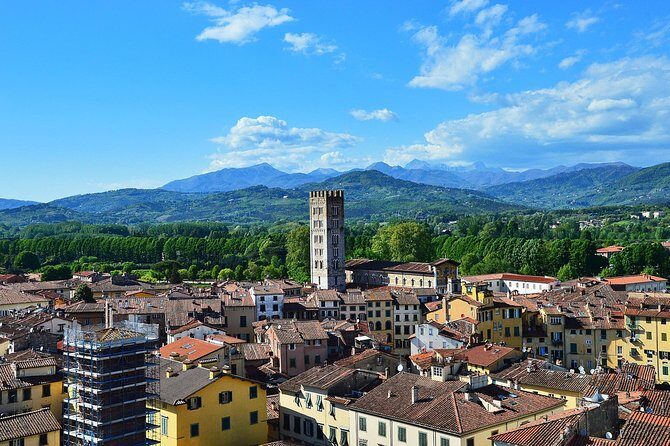 2-Hours Relax Walking Tour Through Lucca - Practical Details & What to Expect
