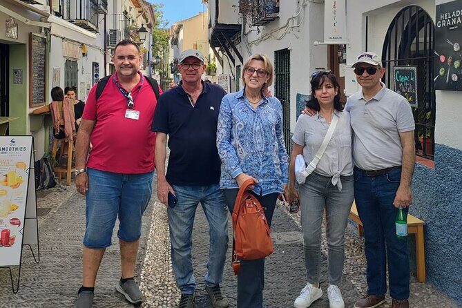 2h30 Private Walking Tour of Seville with Local Guide - Potential Drawbacks or Considerations