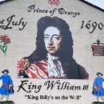 2hours Republican & Loyalist Mural Black Taxi Tour from Belfast - The Value in the Details