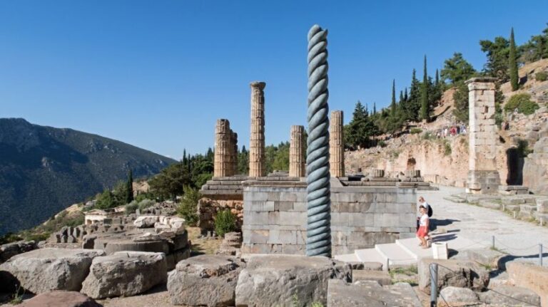 3-day classical Spanish guided tour in Peloponesse & Delphi - What’s Included and What to Keep in Mind