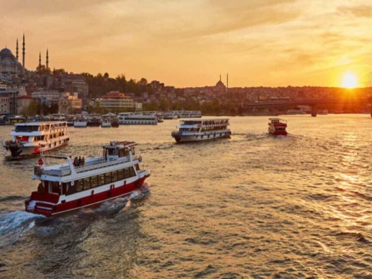 3-Hour Boat Tour with 1 hour break on the Asian Side - Starting Point and Journey