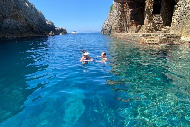 3-hour private boat tour of the island of Capri - Who Will Love This Tour?