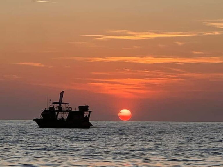 3-Hour Private Sunset Snorkel Boat for Large Groups - Why This Tour Is Worth Considering