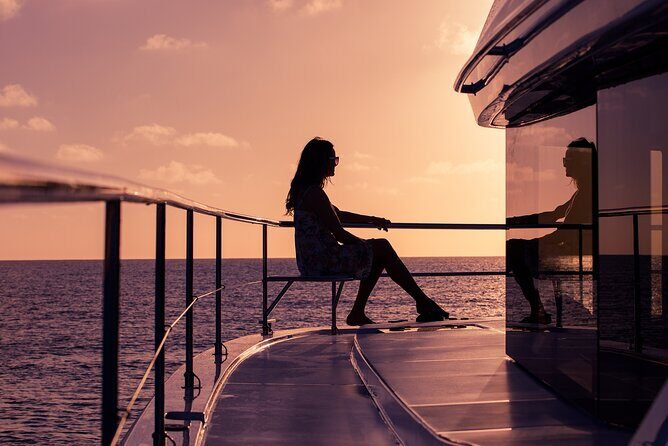3-Hours Sunset Catamaran Cruise with Dinner all Inclusive - Cruising to the Sunset Point