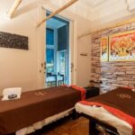 30 min Couple Massage and 30 min Floral Bath at THAI SPA MASSAGE - Who Will Love This?