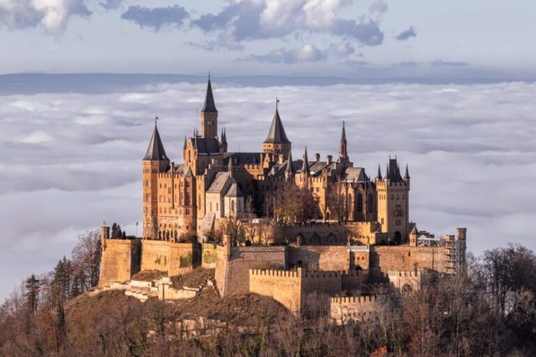 4 castles private day trip from Vienna to South Moravia - The Castles & Landscapes: What You Can Expect