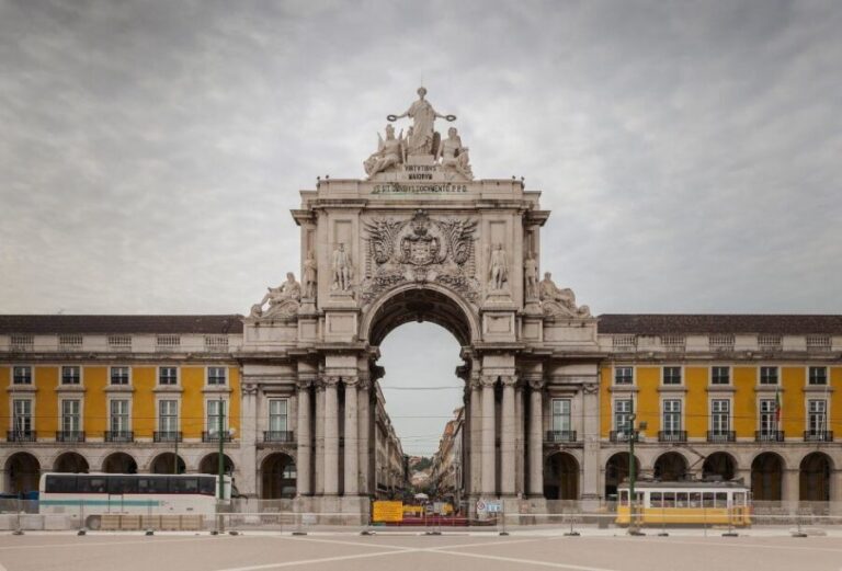 4-hour tour of Lisbon In Privete - FAQ