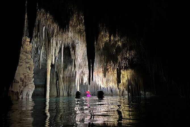 4 hours enjoying unique aquatic caves in Mallorca - Meeting Point and Logistics