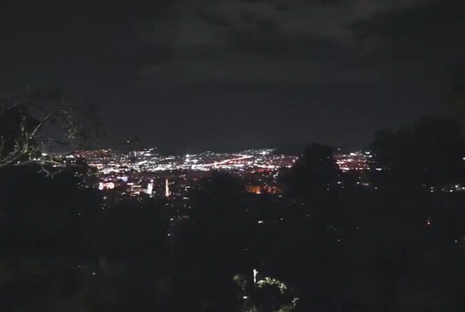 4 Hours Private Night Tour in Athens with a pickup - What Makes This Tour Special