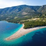 4 Islands Tour from Split to Zlatni Rat, Hvar & Pakleni Islands - The Experience: From Comfort to Crowds