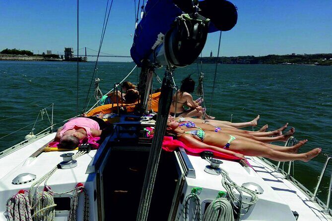 4H Private Sailing Tour with Water Activity (Drinks and BBQ as option) - Who Is This Tour Best For?