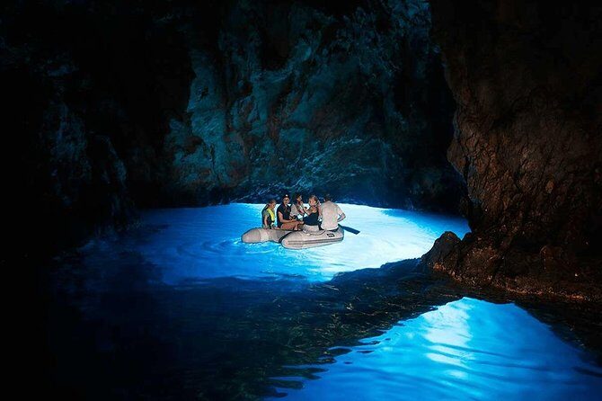 5 islands Private Boat Tour:Blue Cave,Hvar&Pakleni islands - Exploring the Itinerary