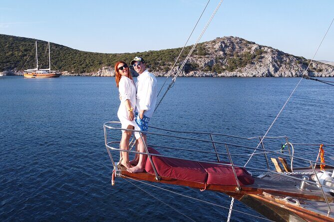 6 Hours Private Charter Boat Tour with Lunch in Bodrum - The Full Experience: What to Expect on the Water