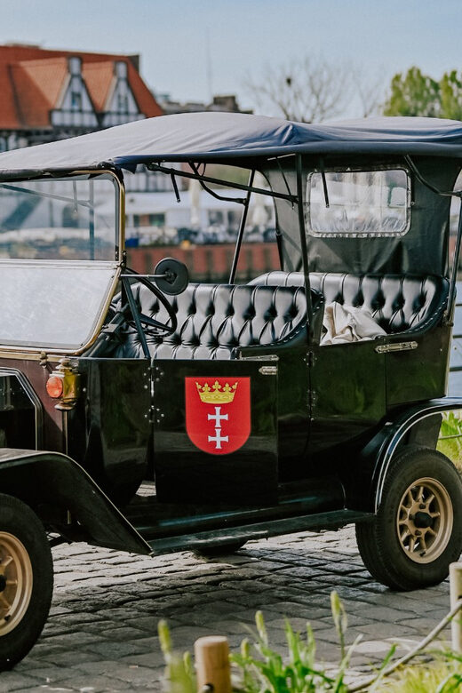 60 min of sightseeing in retro cars, Gdansk - The Breakdown of the Itinerary
