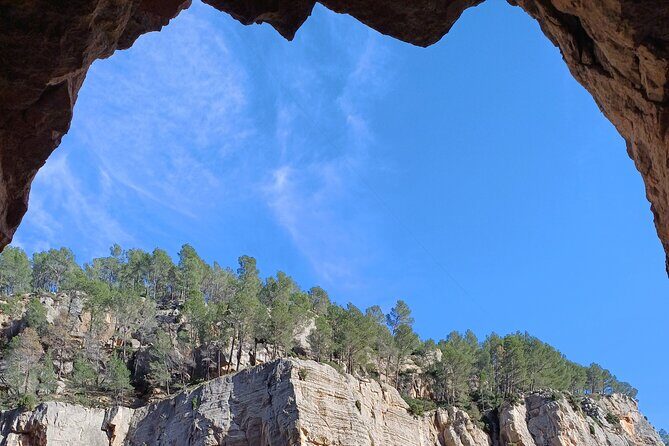 A day tour in Montanejos hot springs. - What Makes This Tour Stand Out?